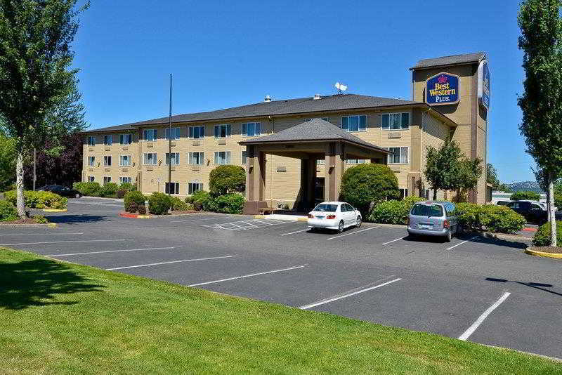 Best Western Cascade Inn & Suites Troutdale Exterior foto