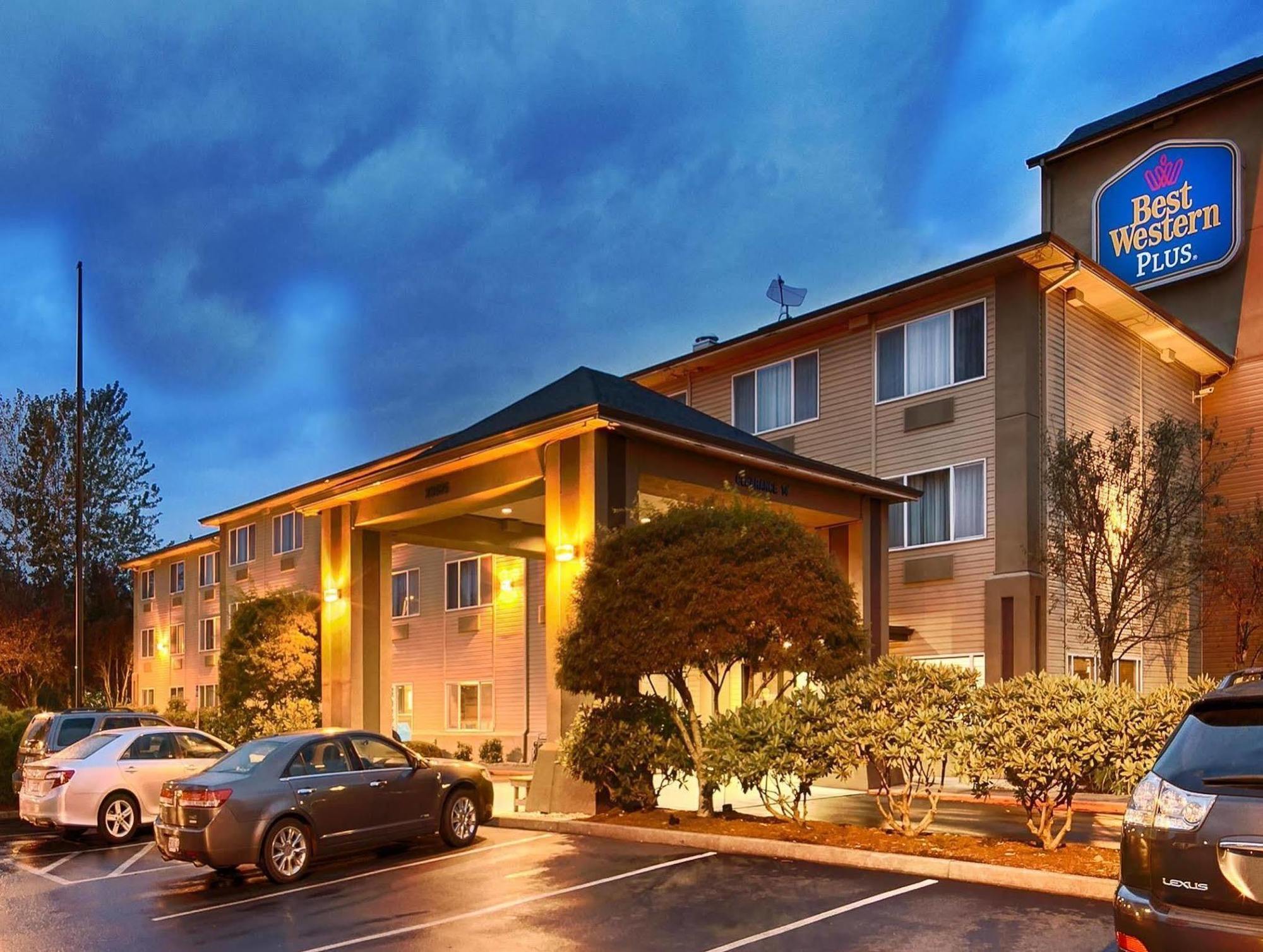 Best Western Cascade Inn & Suites Troutdale Exterior foto